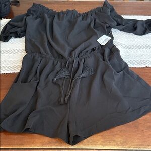 South Moon Under Black Textured Garment